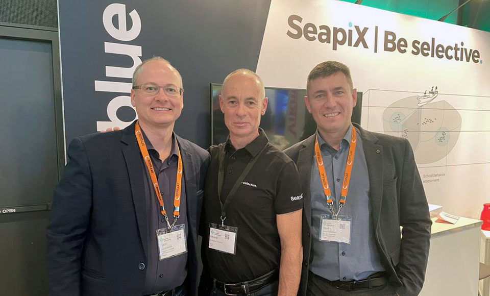 Сотрудники компании СТТ Марин Сервис на стенде SeaPix y выставке DanFish International 2021